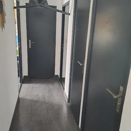 Proche Gare Centre فندق مبيت وإفطار