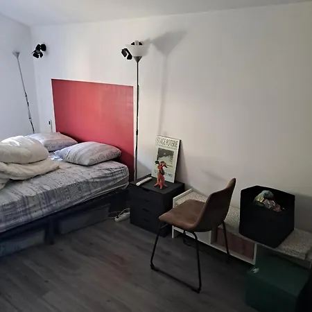 Proche Gare Centre Bed & Breakfast Le Mans